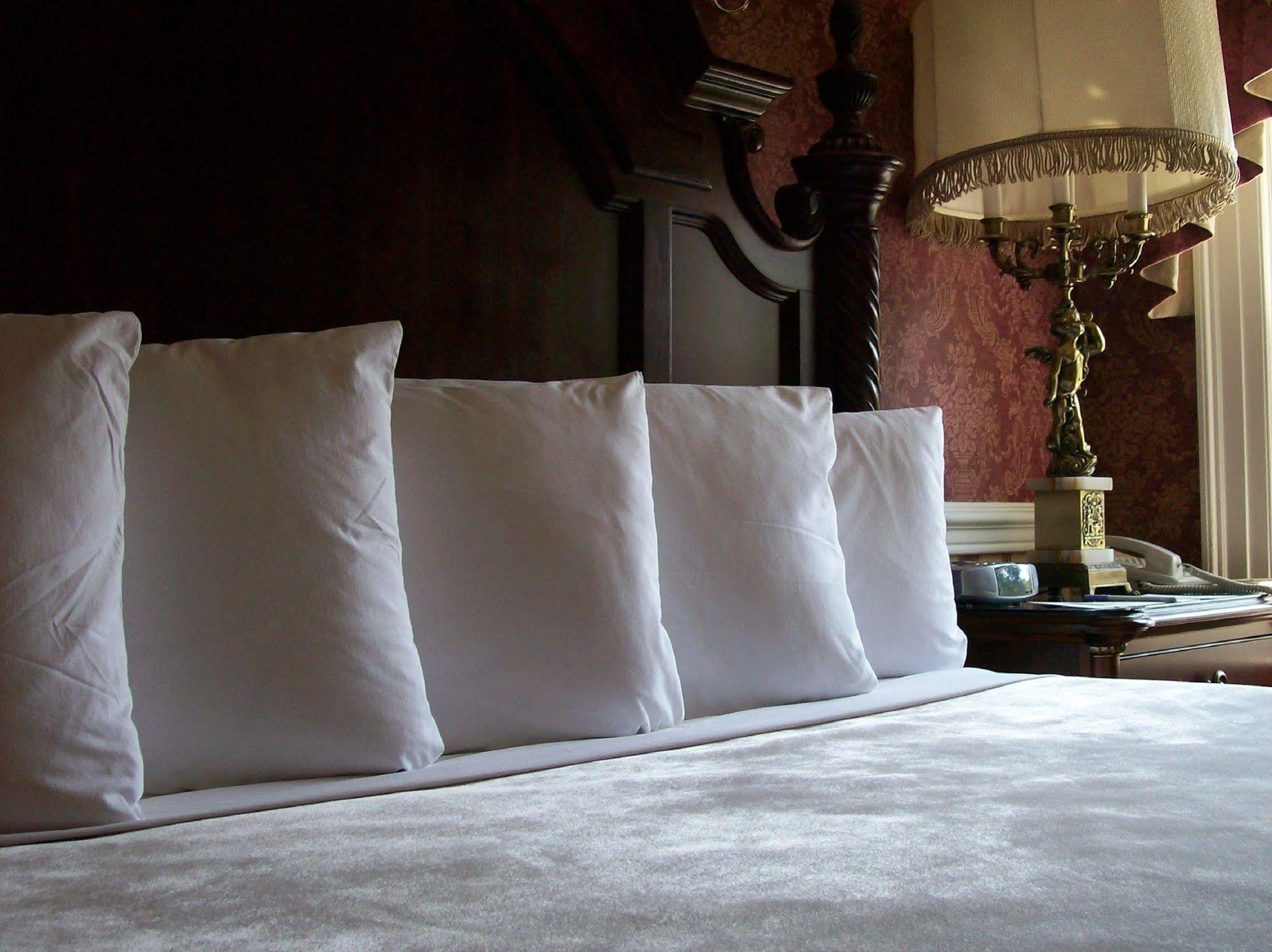 Julias Bed And Breakfast Hubbard Rom bilde